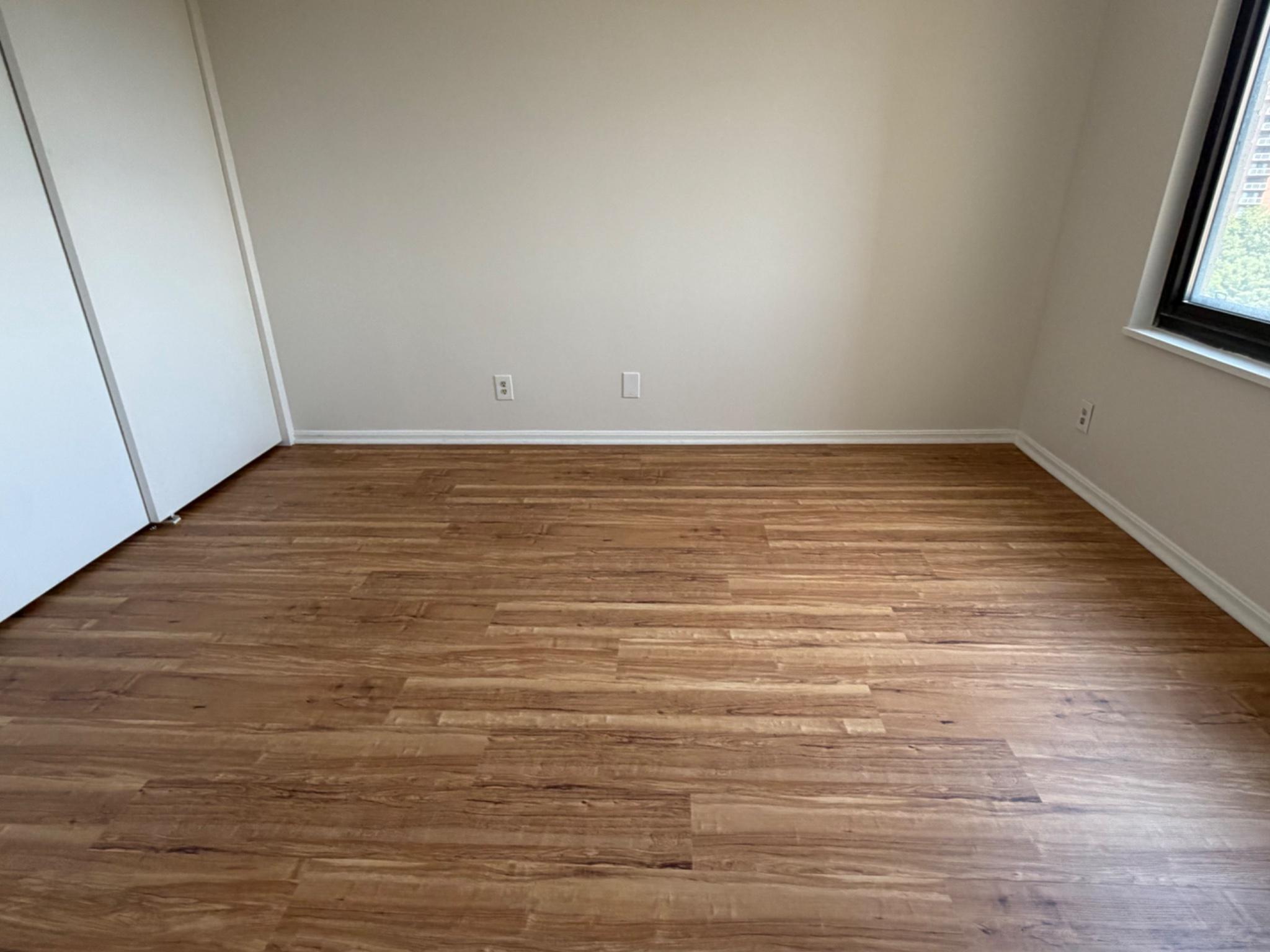 203 Yoakum Pkwy #920 Property Photo 23