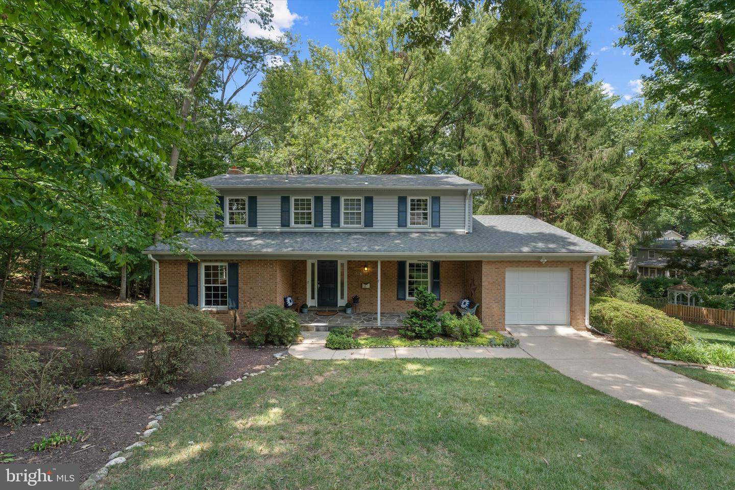 1516 N Chambliss St Property Photo 2