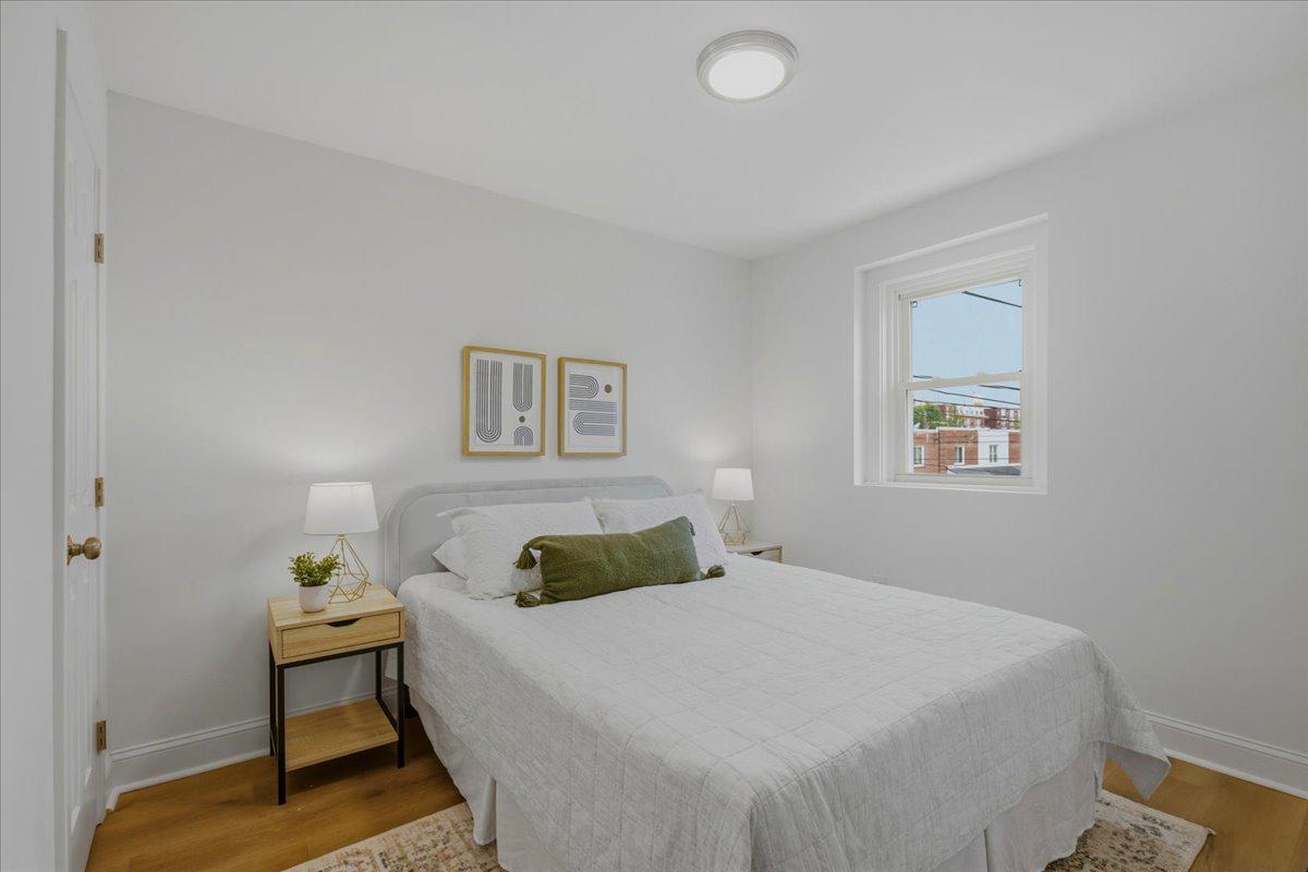 109 Clifford Ave Property Photo 11