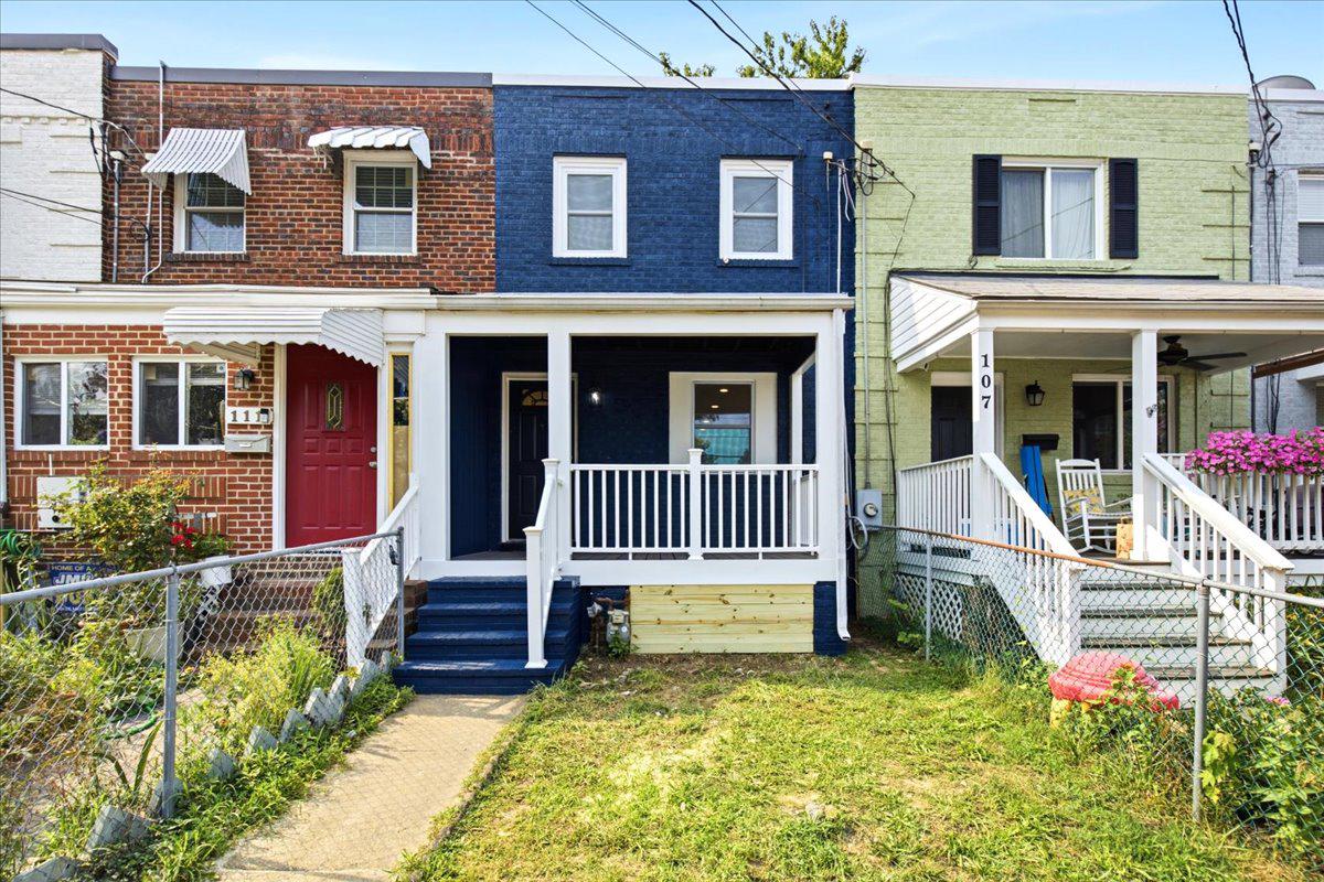 109 Clifford Ave Property Photo 32