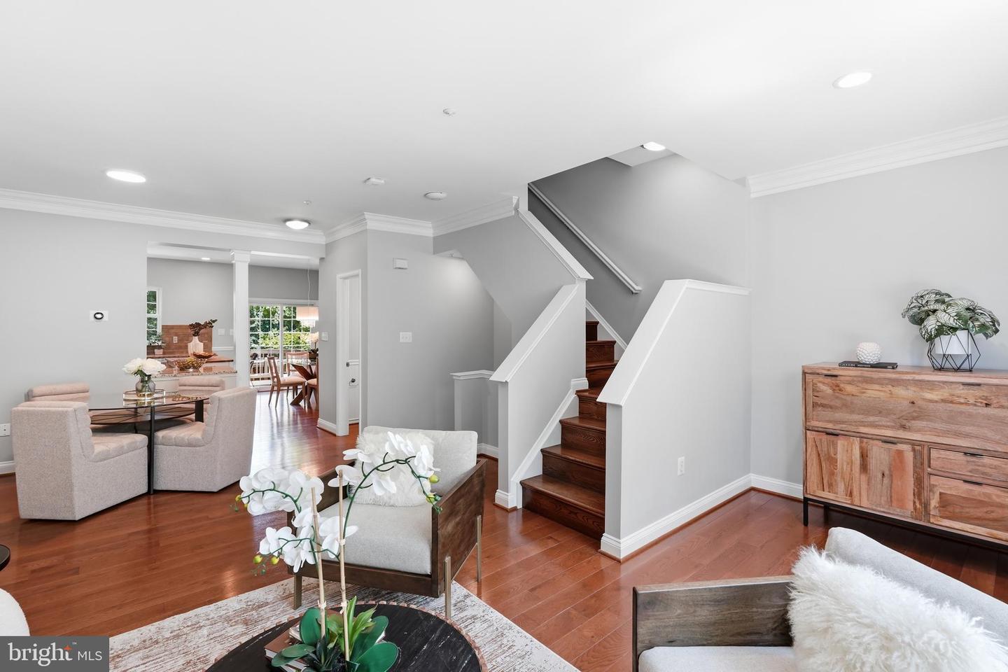 3845 Watkins Mill Dr Property Photo 6