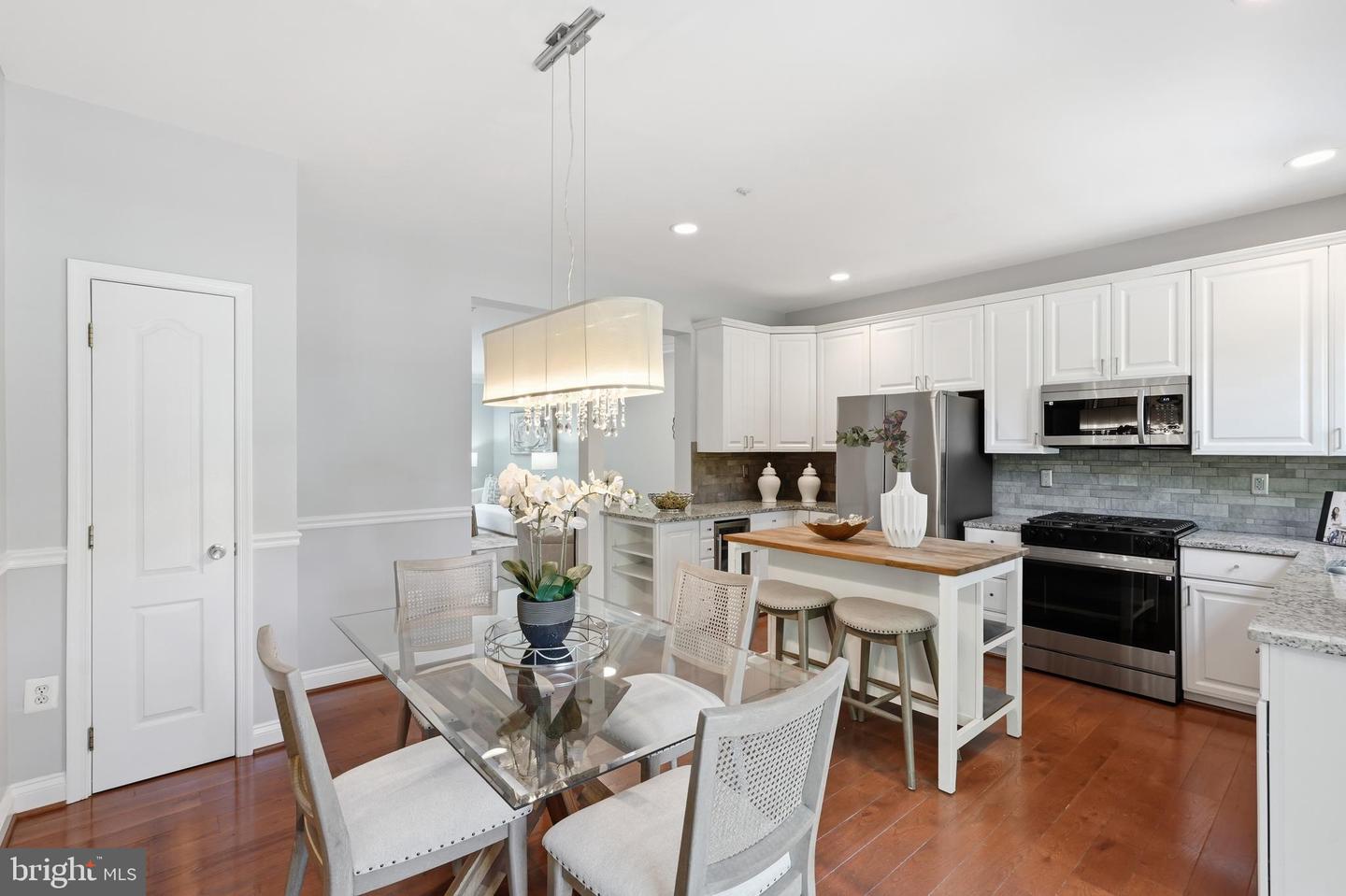 3845 Watkins Mill Dr Property Photo 11