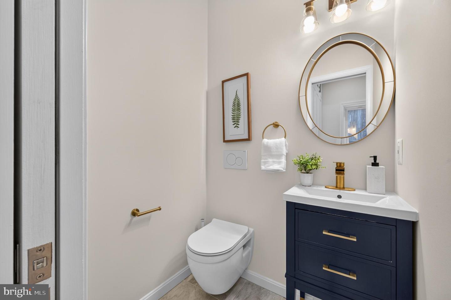 122 Sanborn Pl Property Photo 19