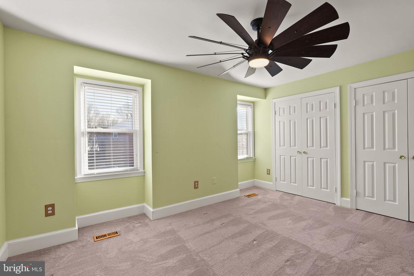 3848 Brighton Ct Property Photo 16