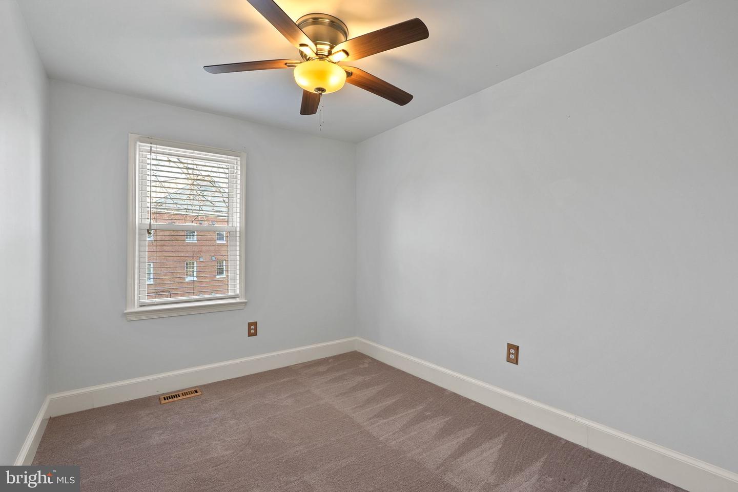 3848 Brighton Ct Property Photo 19