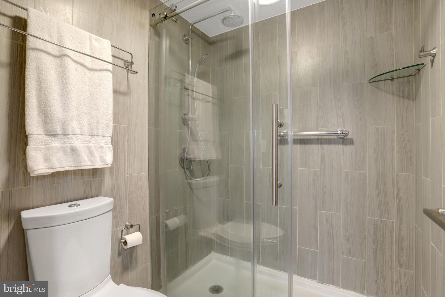 309 Yoakum Pkwy #616 Property Photo 24