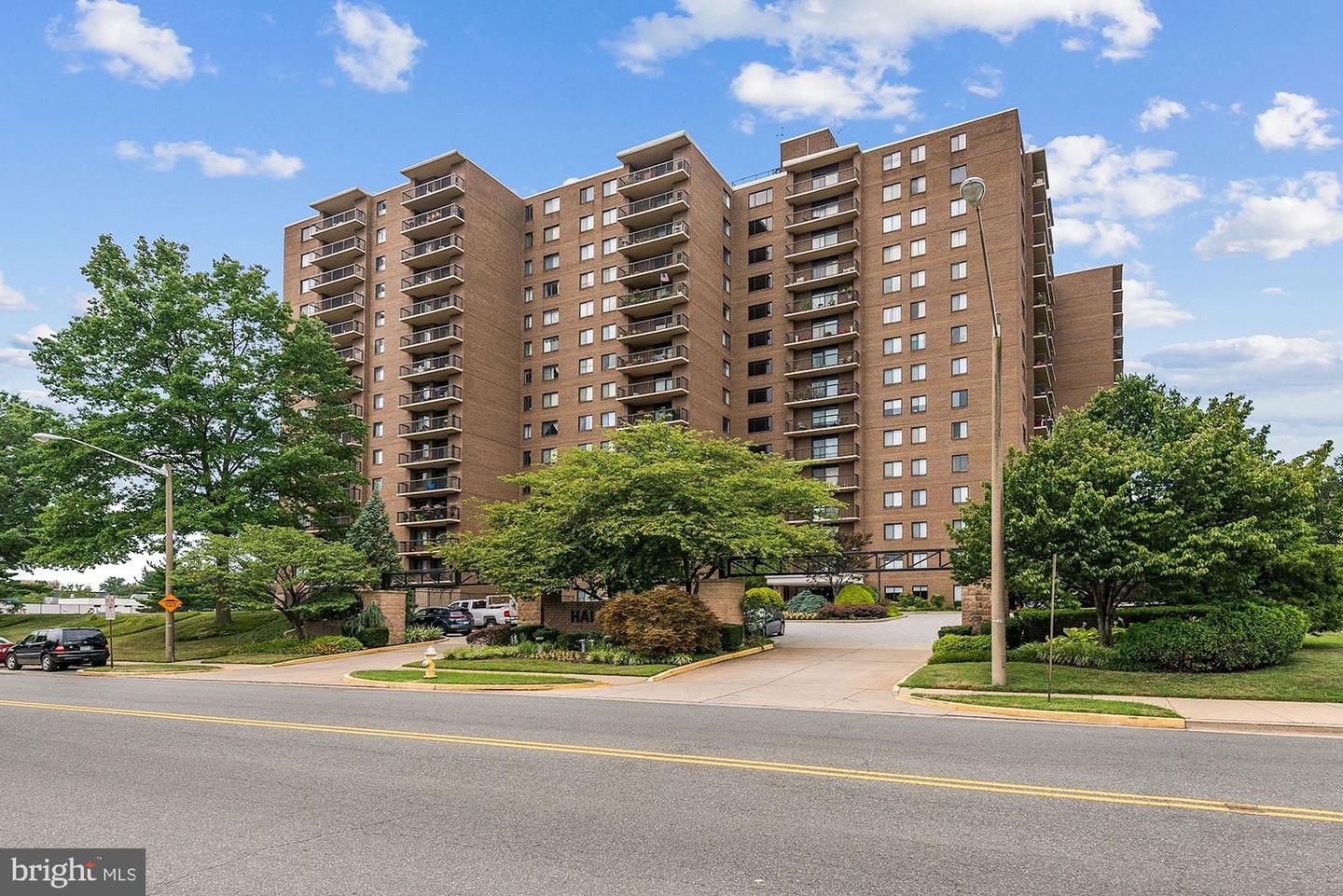 200 N Pickett St #1414 Property Photo 6