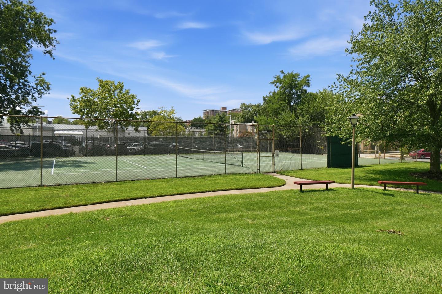 200 N Pickett St #1414 Property Photo 21