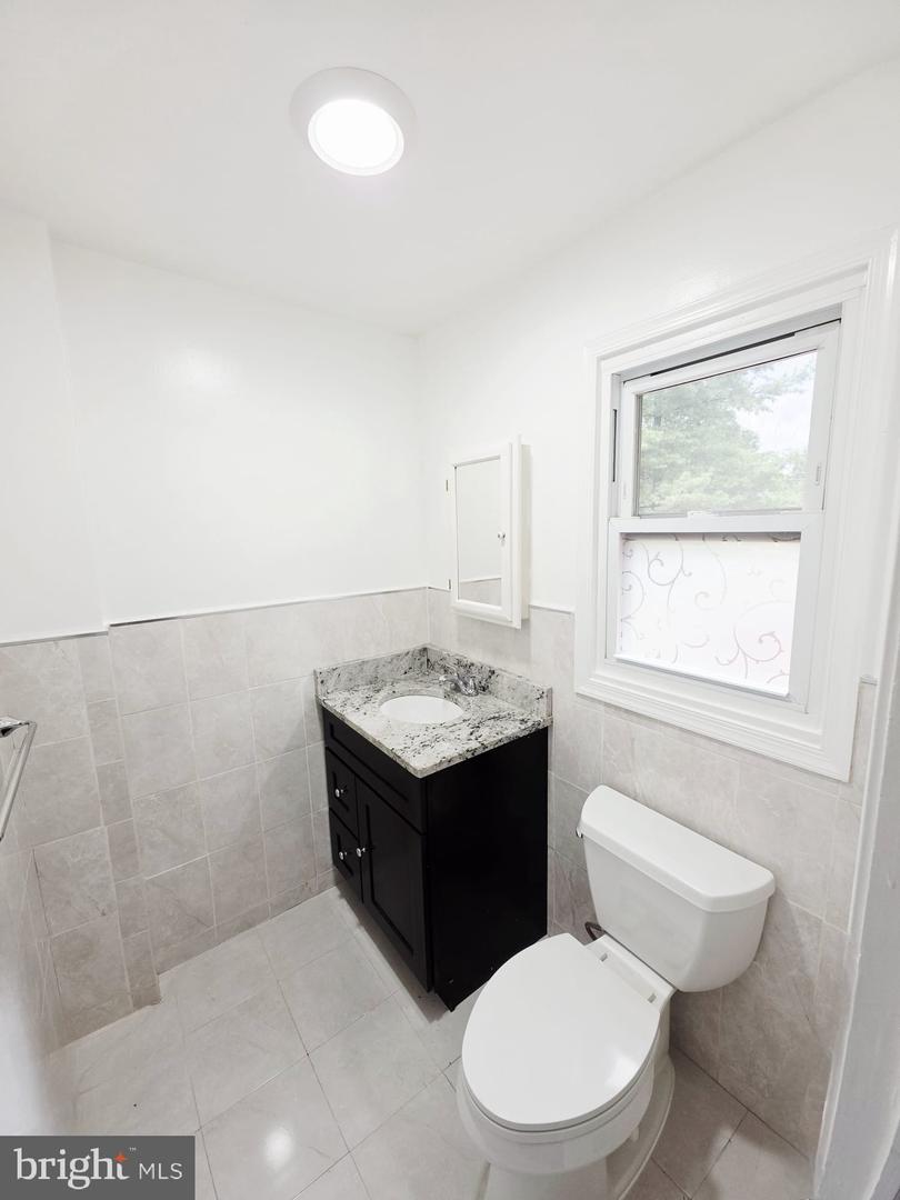 5427 Dawes Ave Property Photo 14