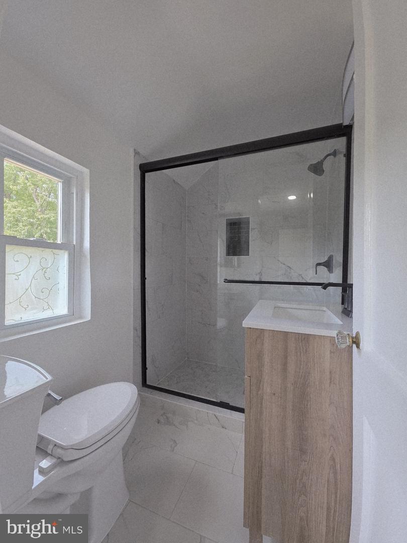 5427 Dawes Ave Property Photo 15