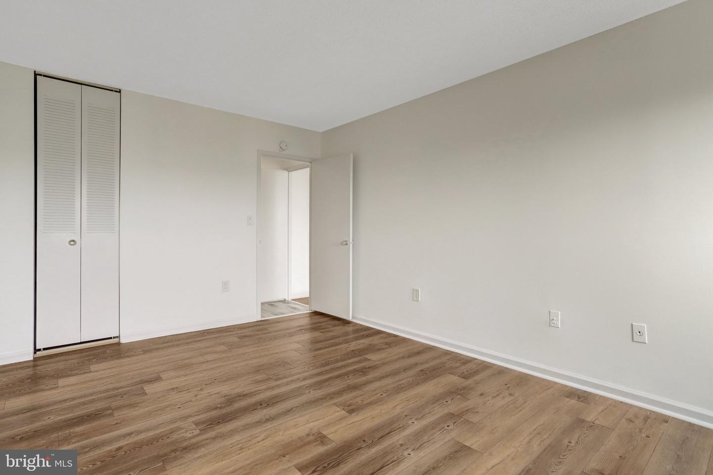 1225 Martha Custis Dr #811 Property Photo 21