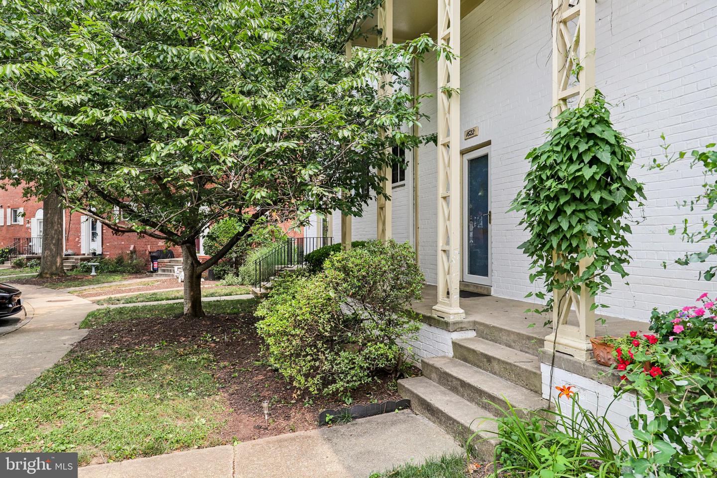 1622 Ripon Pl Property Photo 2