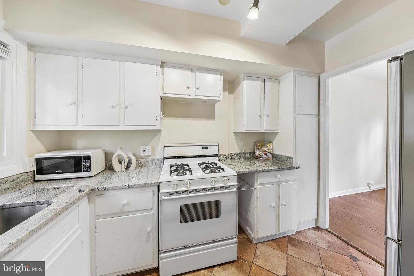 1622 Ripon Pl Property Photo 10