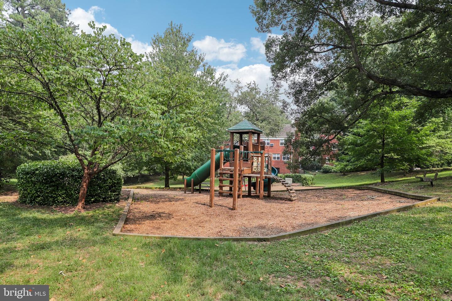 1622 Ripon Pl Property Photo 27