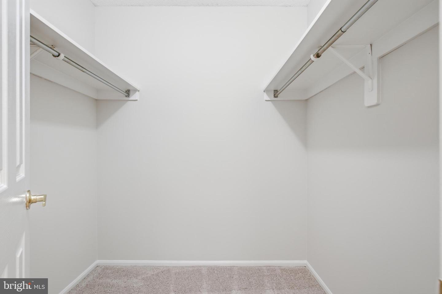 309 Yoakum Parkway #406 Property Photo 12