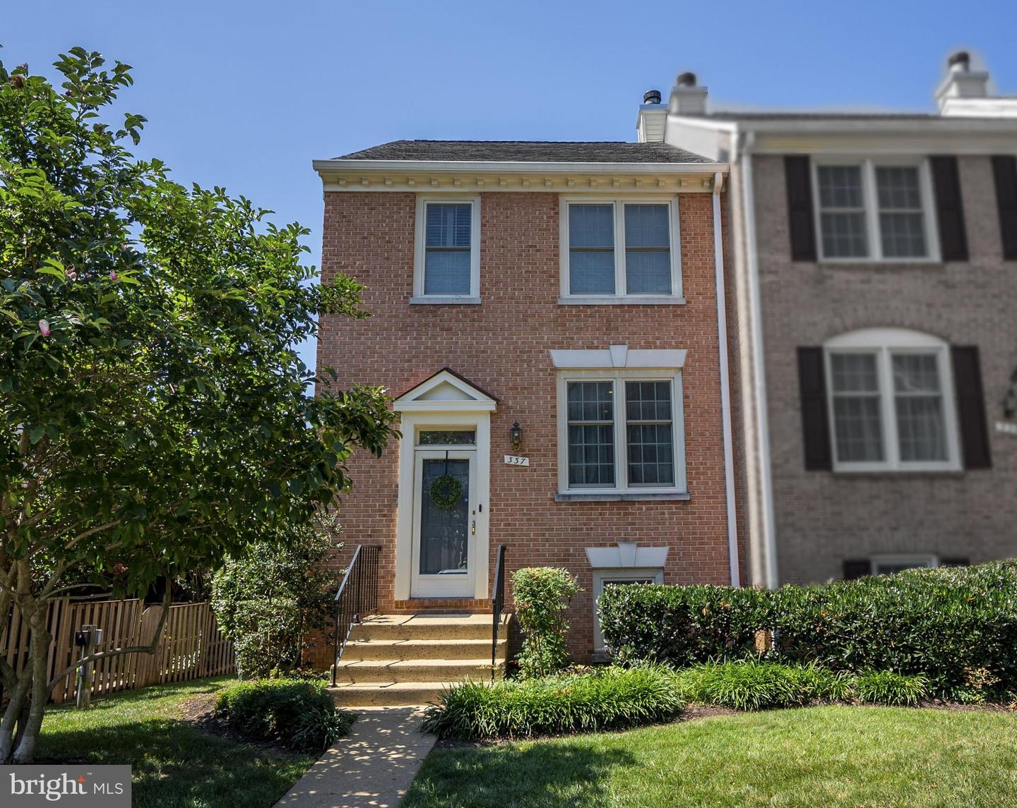 337 S Pickett St Property Photo 1