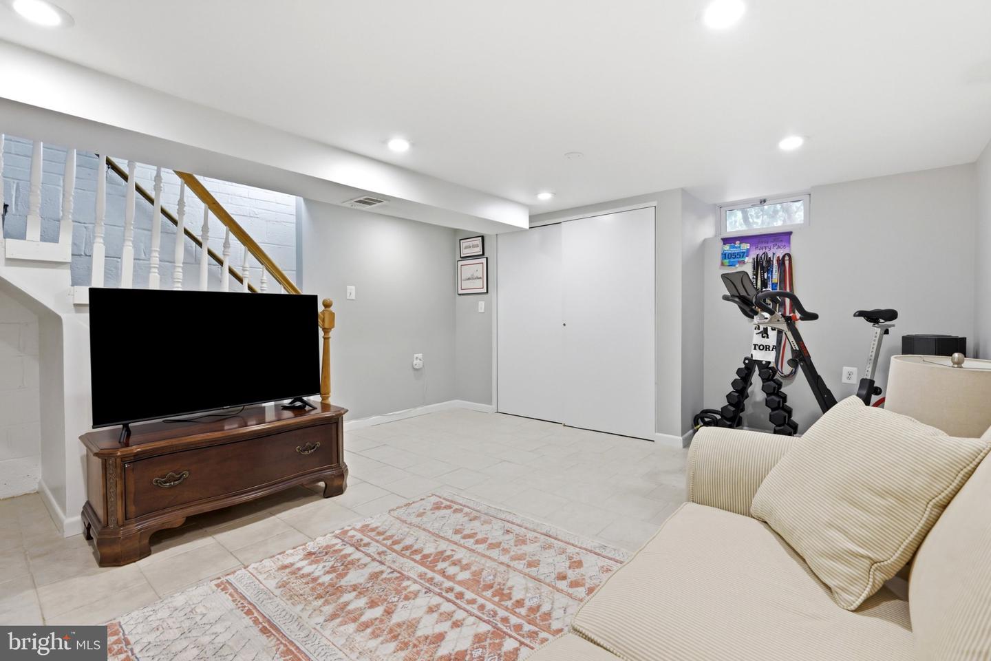 1751 N Cliff St Property Photo 27