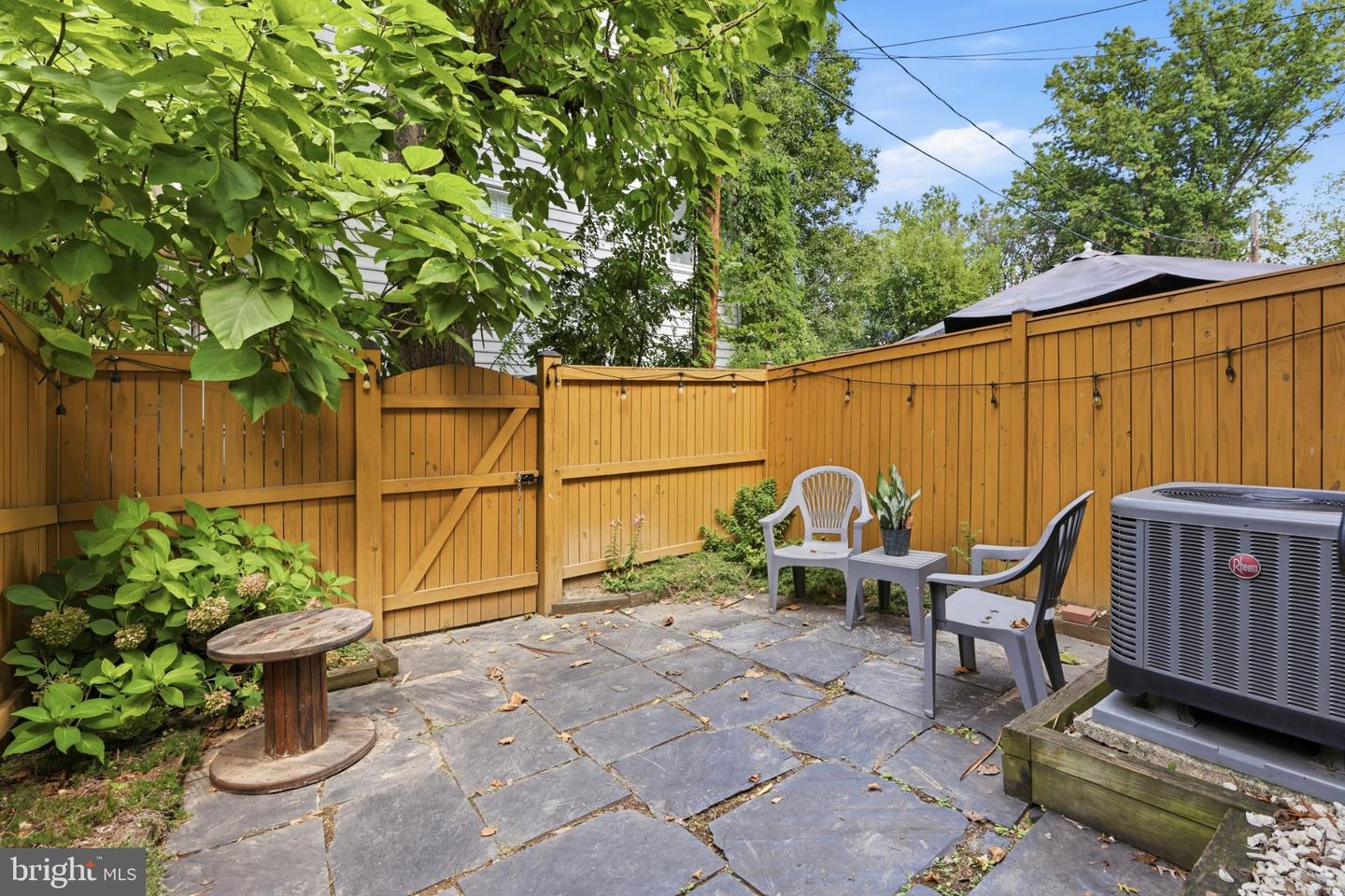 1751 N Cliff St Property Photo 33