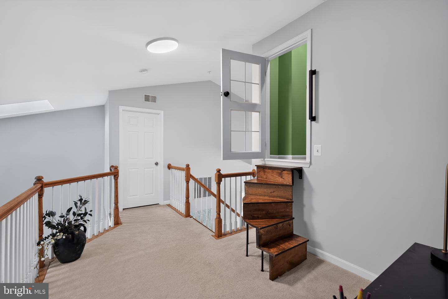 2331 Henshaw Pl #301 Property Photo 17