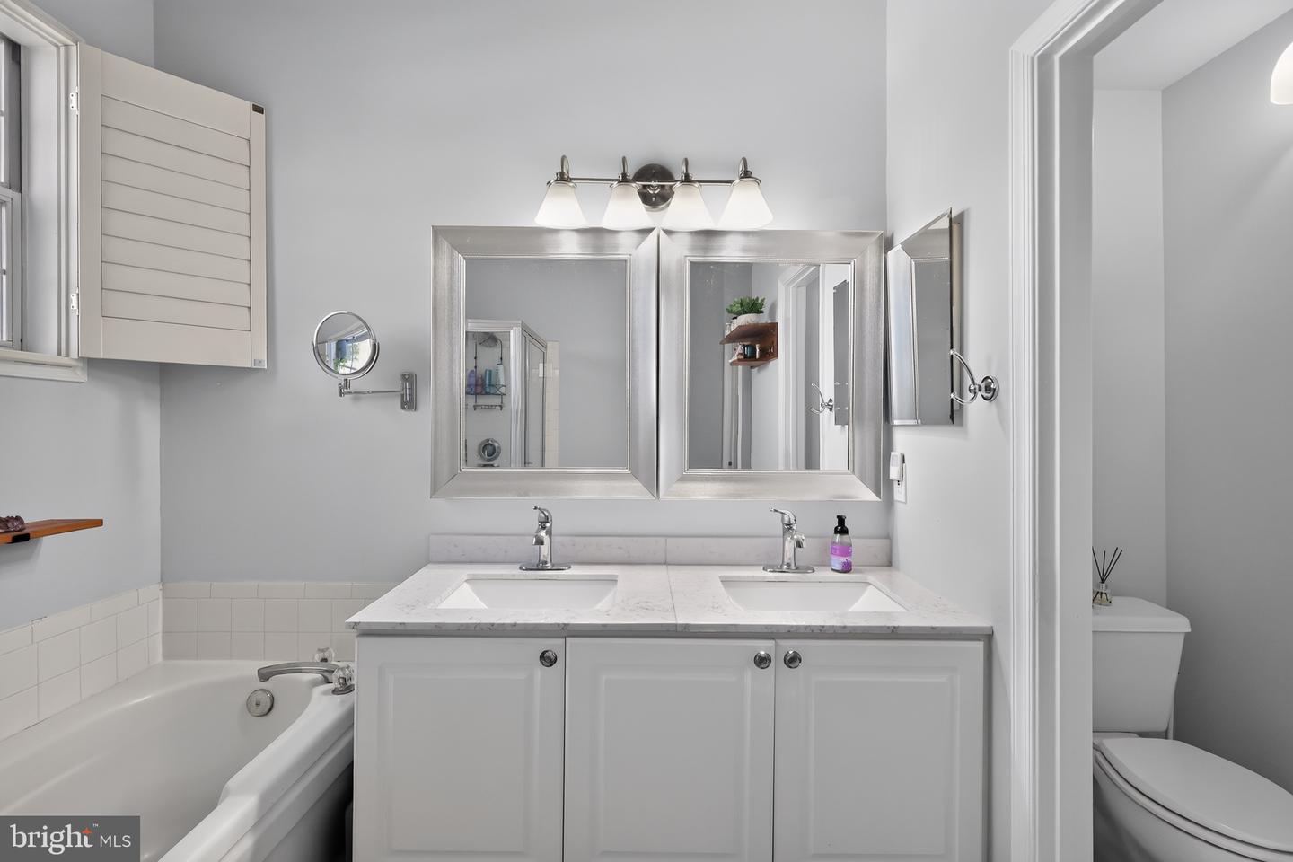 2331 Henshaw Pl #301 Property Photo 22