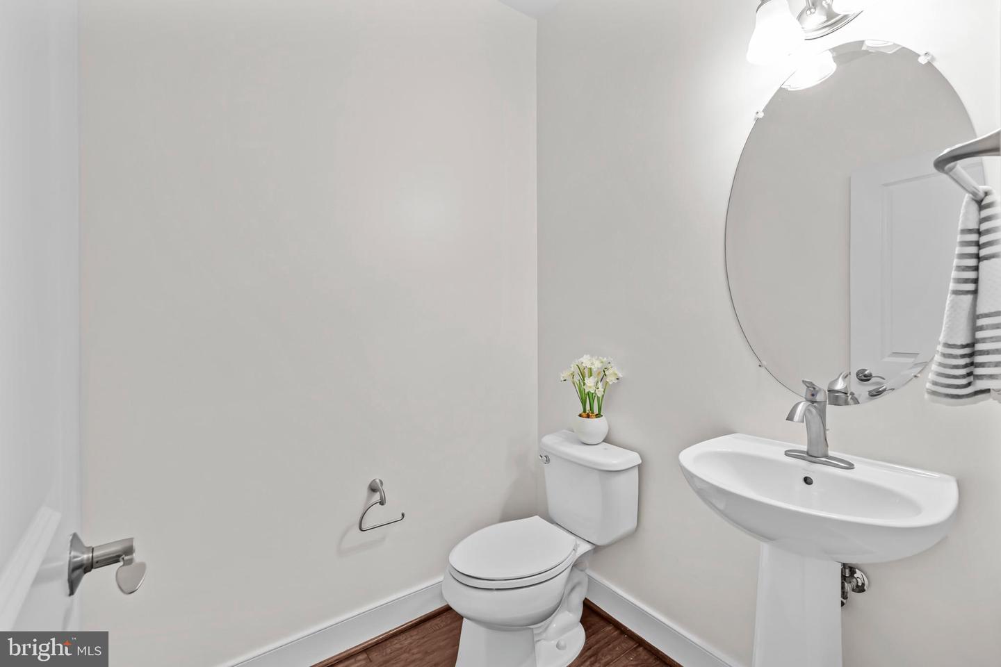 2109 Main Line #102 Property Photo 33