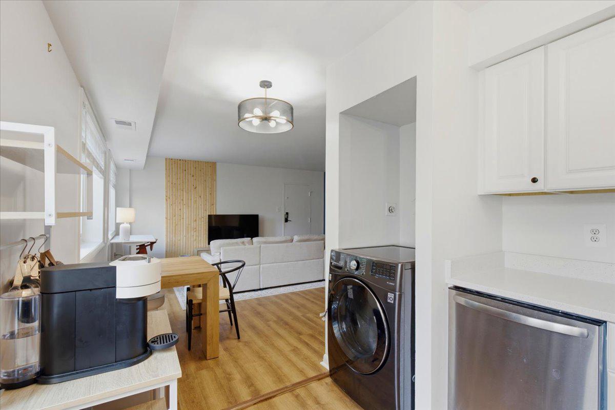 3330 S 28th St #204 Property Photo 14