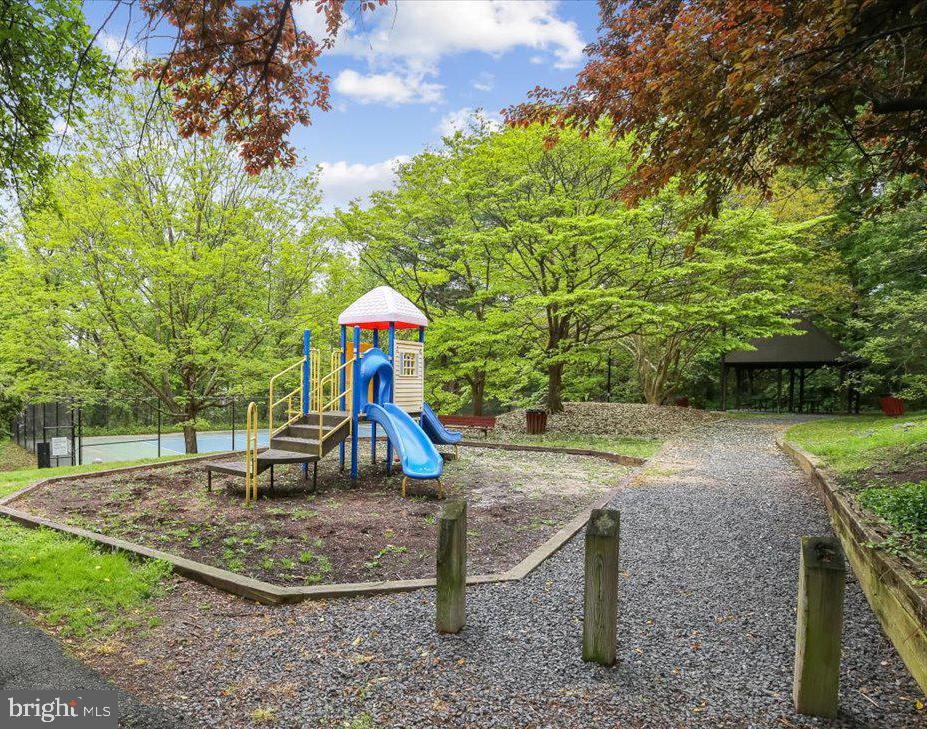 3702 Valley Dr Property Photo 41
