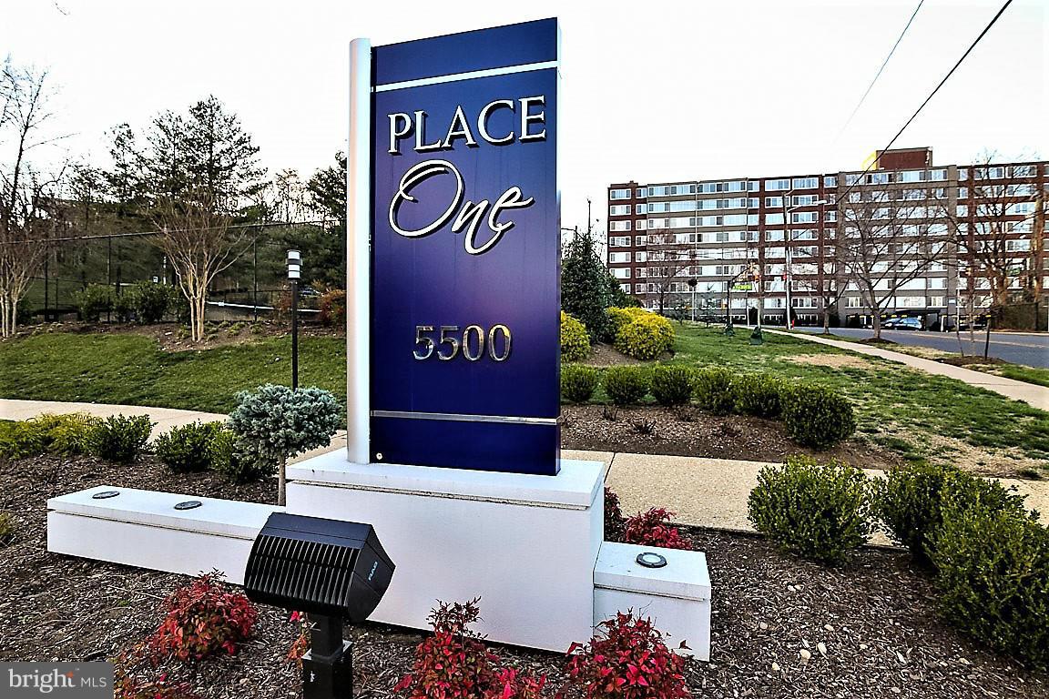 5500 HOLMES RUN PKWY #1013 Property Photo 1