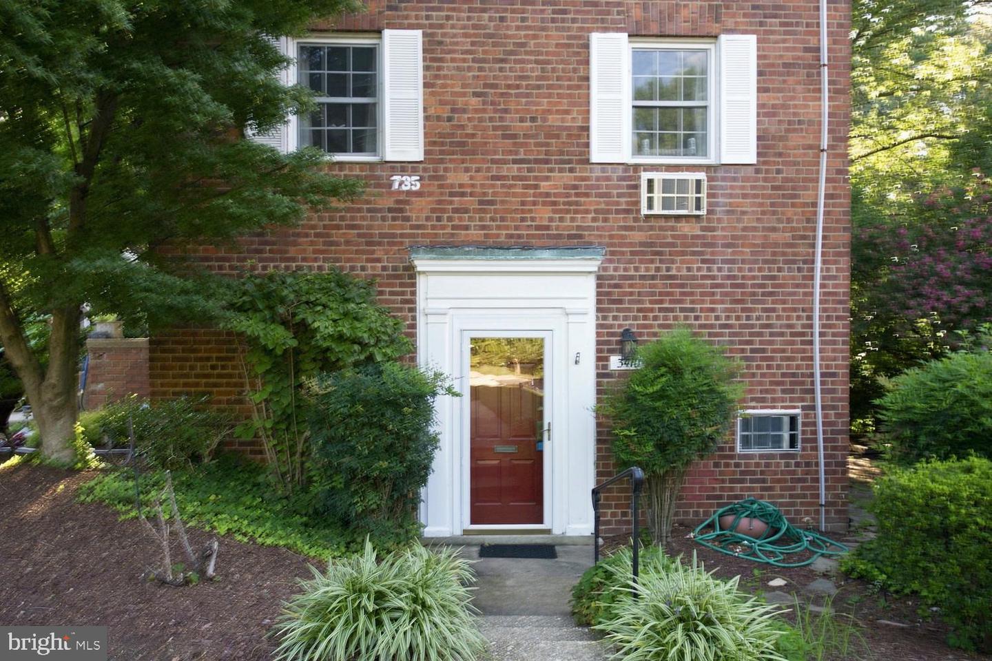 3410 Gunston Rd Property Photo 2