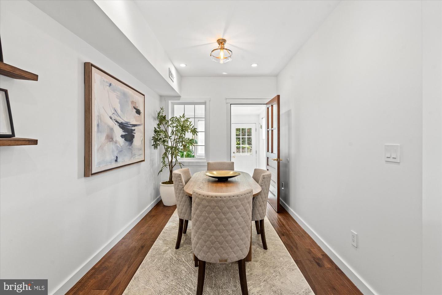 1208 Oronoco St Property Photo 12
