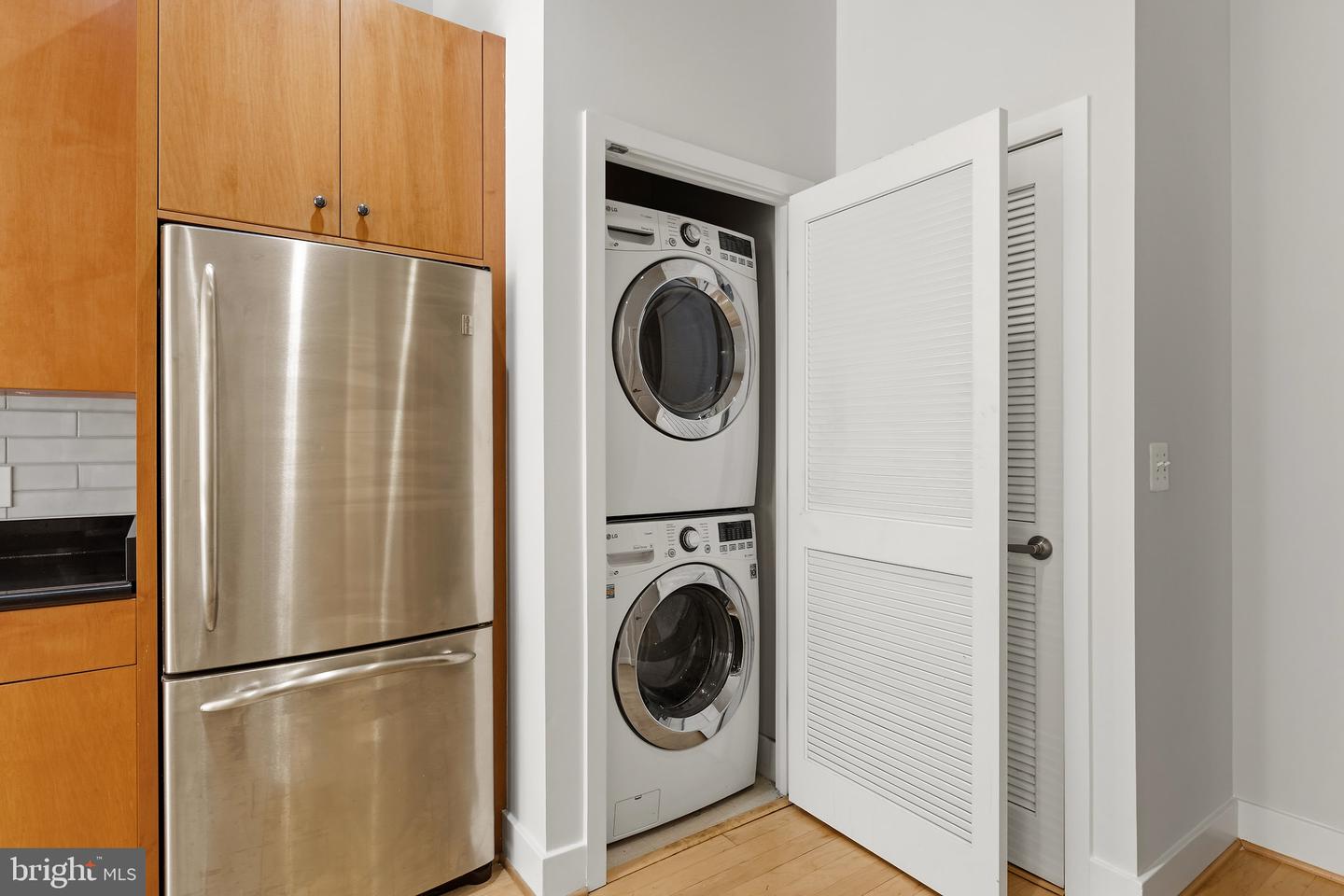 520 John Carlyle St #417 Property Photo 14