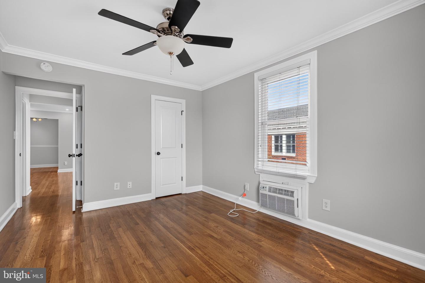 922 S Washington St #305 Property Photo 14