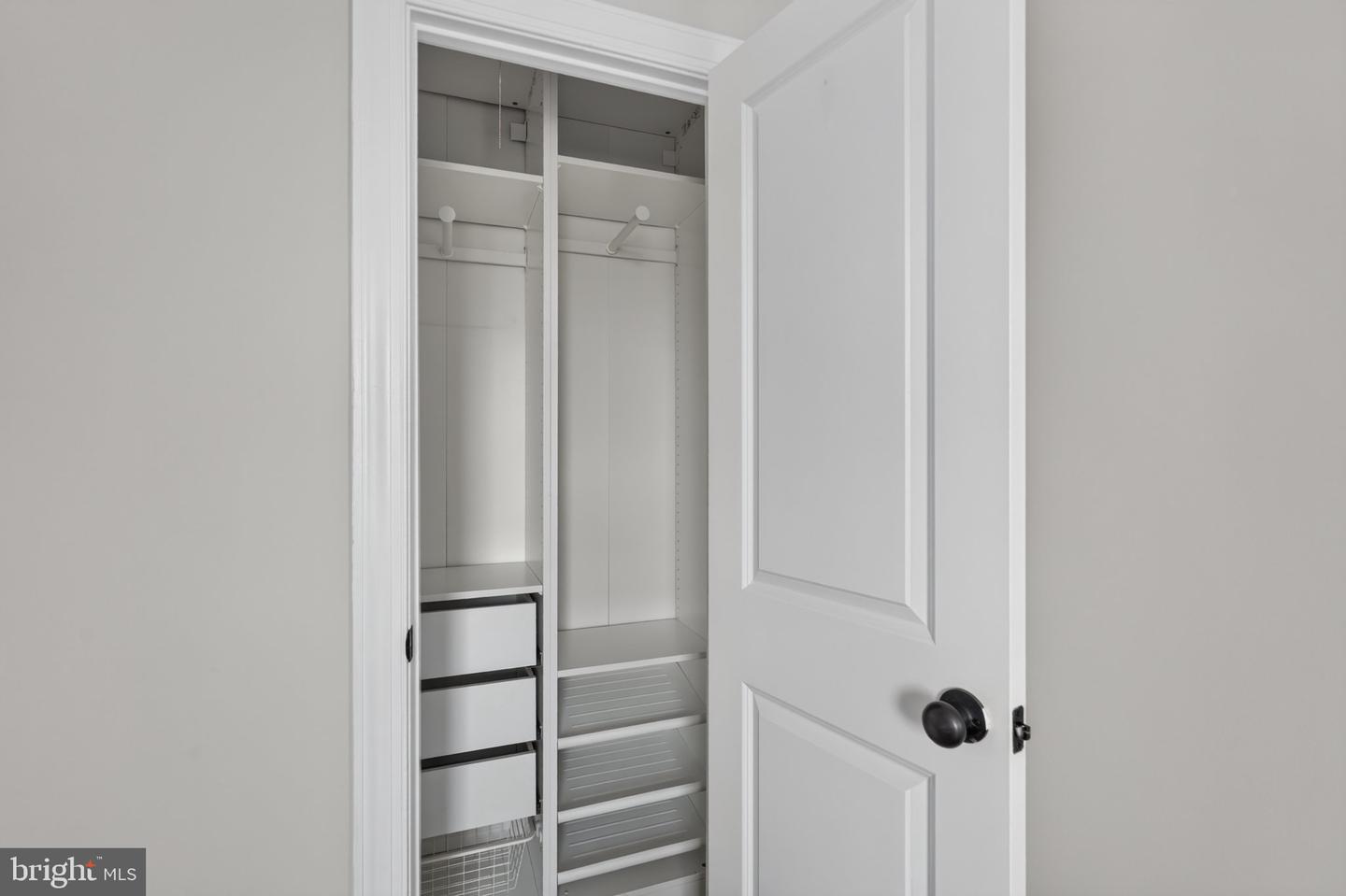 922 S Washington St #305 Property Photo 15