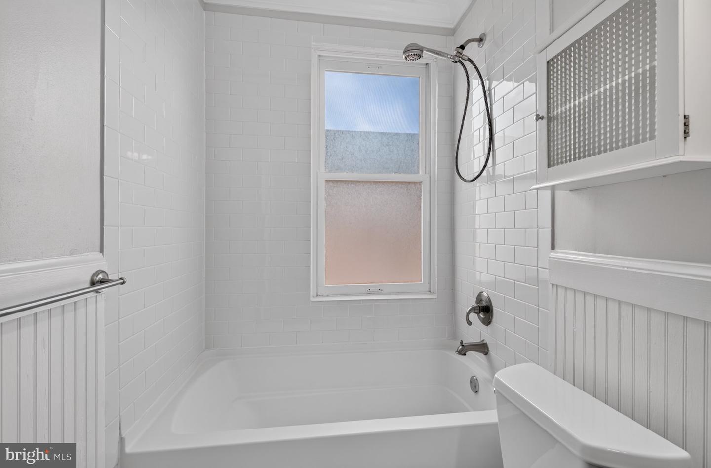 922 S Washington St #305 Property Photo 17