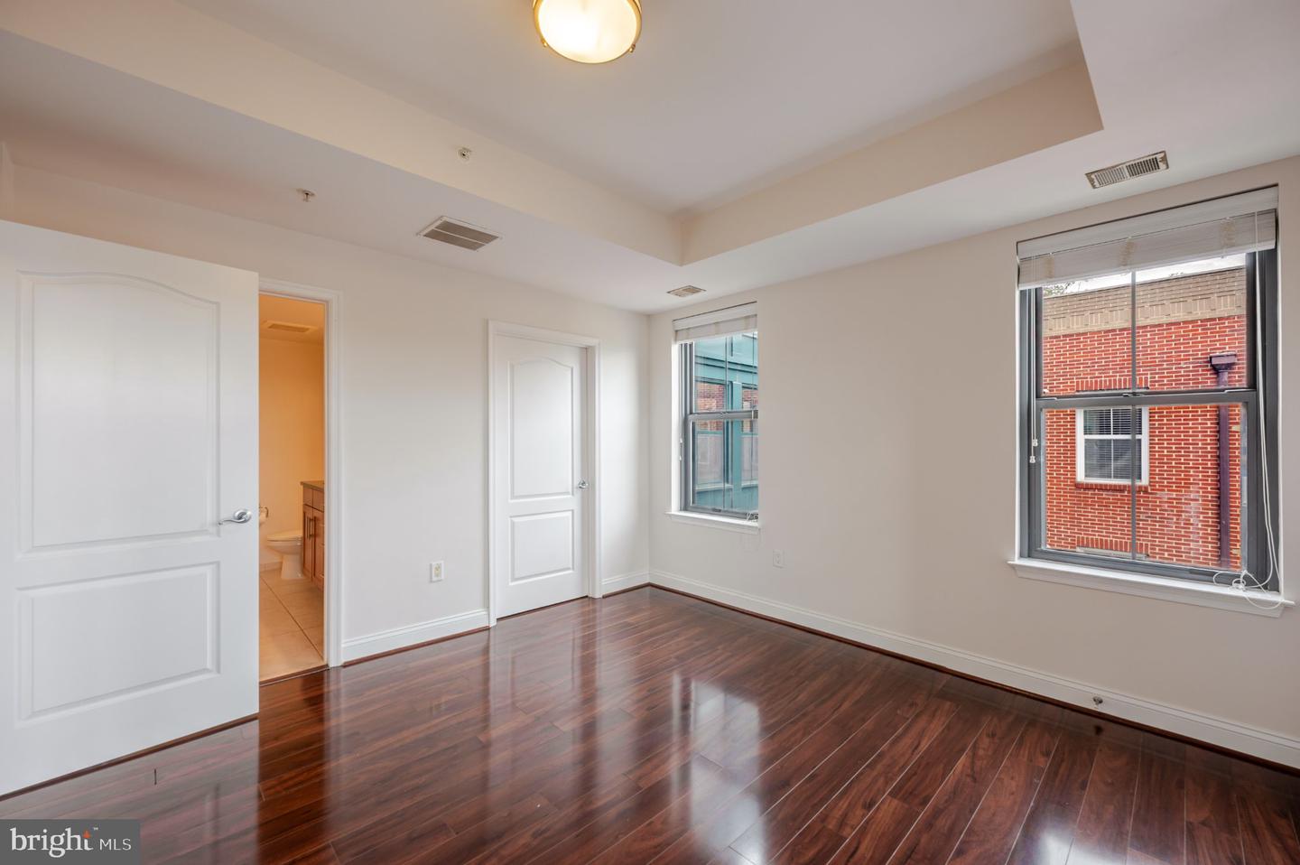 1111 Oronoco St #433 Property Photo 17