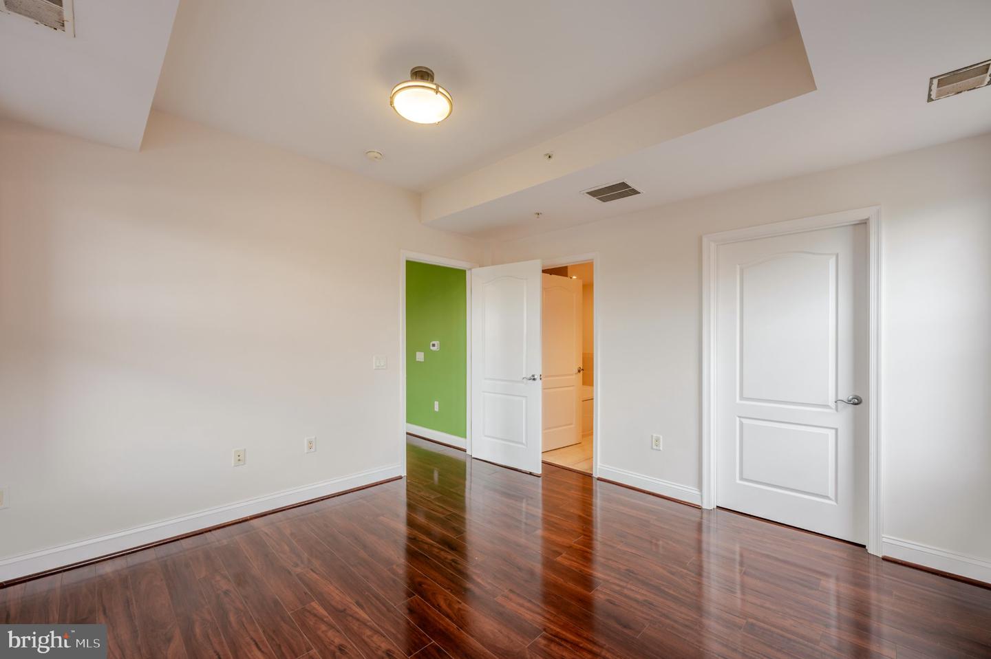 1111 Oronoco St #433 Property Photo 19
