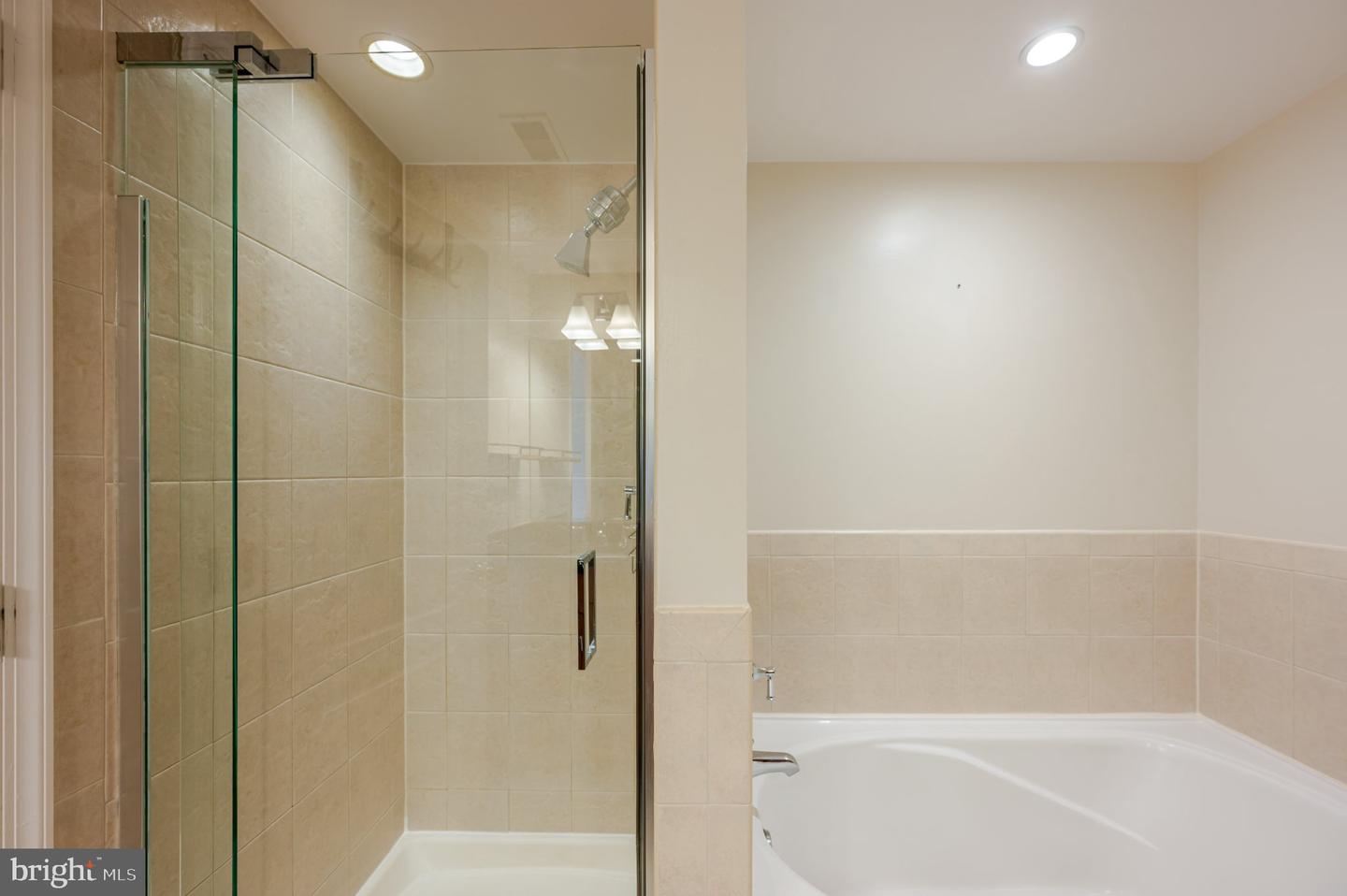 1111 Oronoco St #433 Property Photo 24