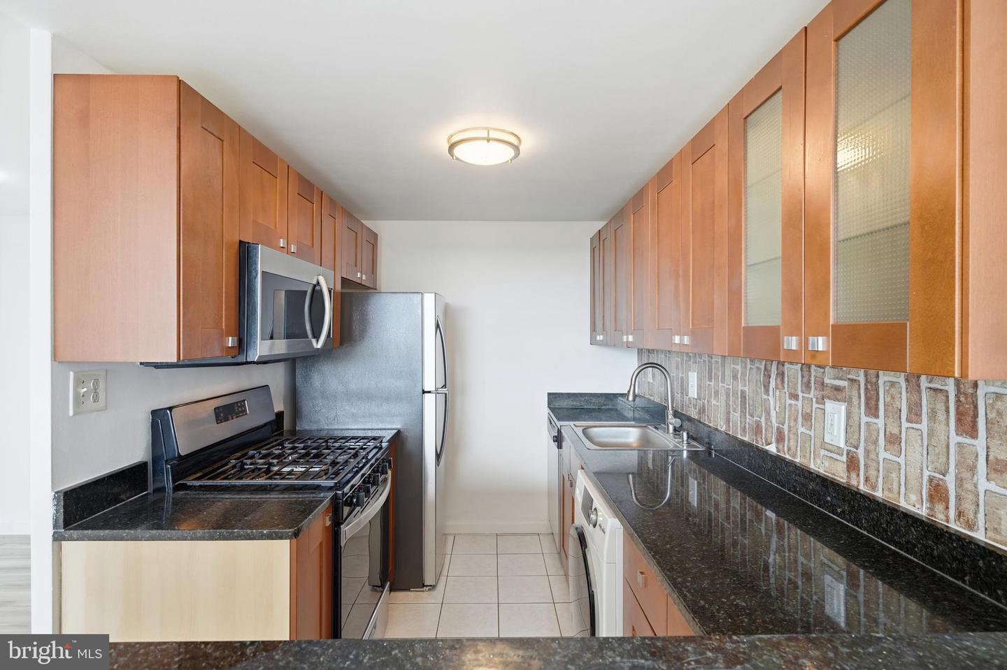 4600 Duke St #706 Property Photo 8