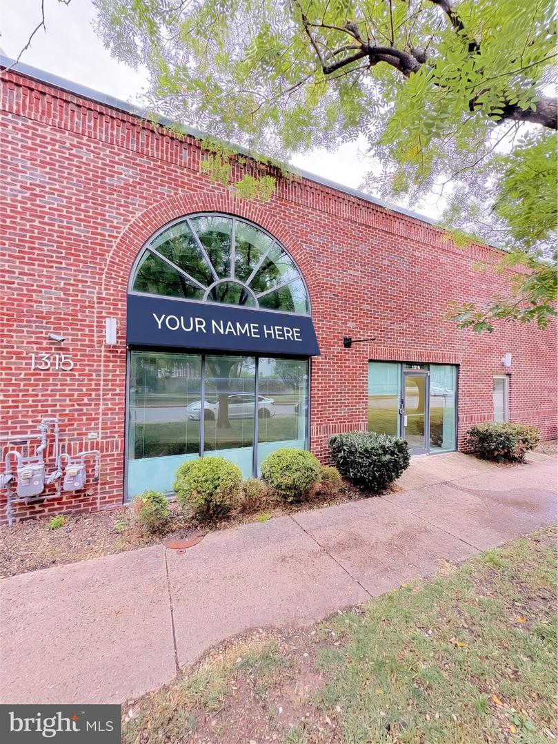 1315 Powhatan St Property Photo 1