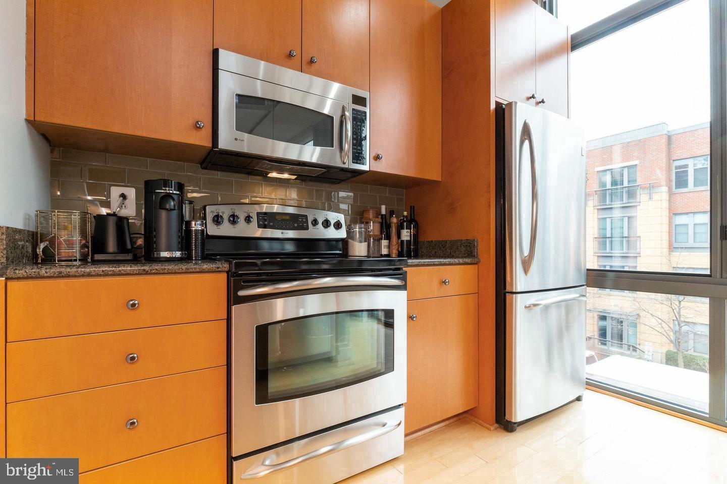 520 John Carlyle St #232 Property Photo 10