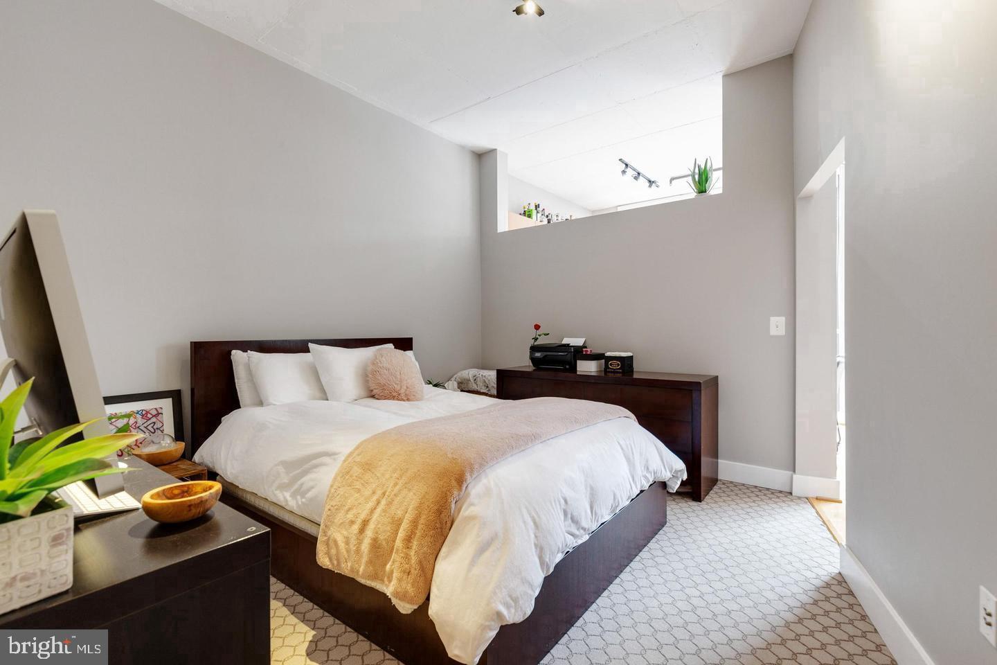 520 John Carlyle St #232 Property Photo 17