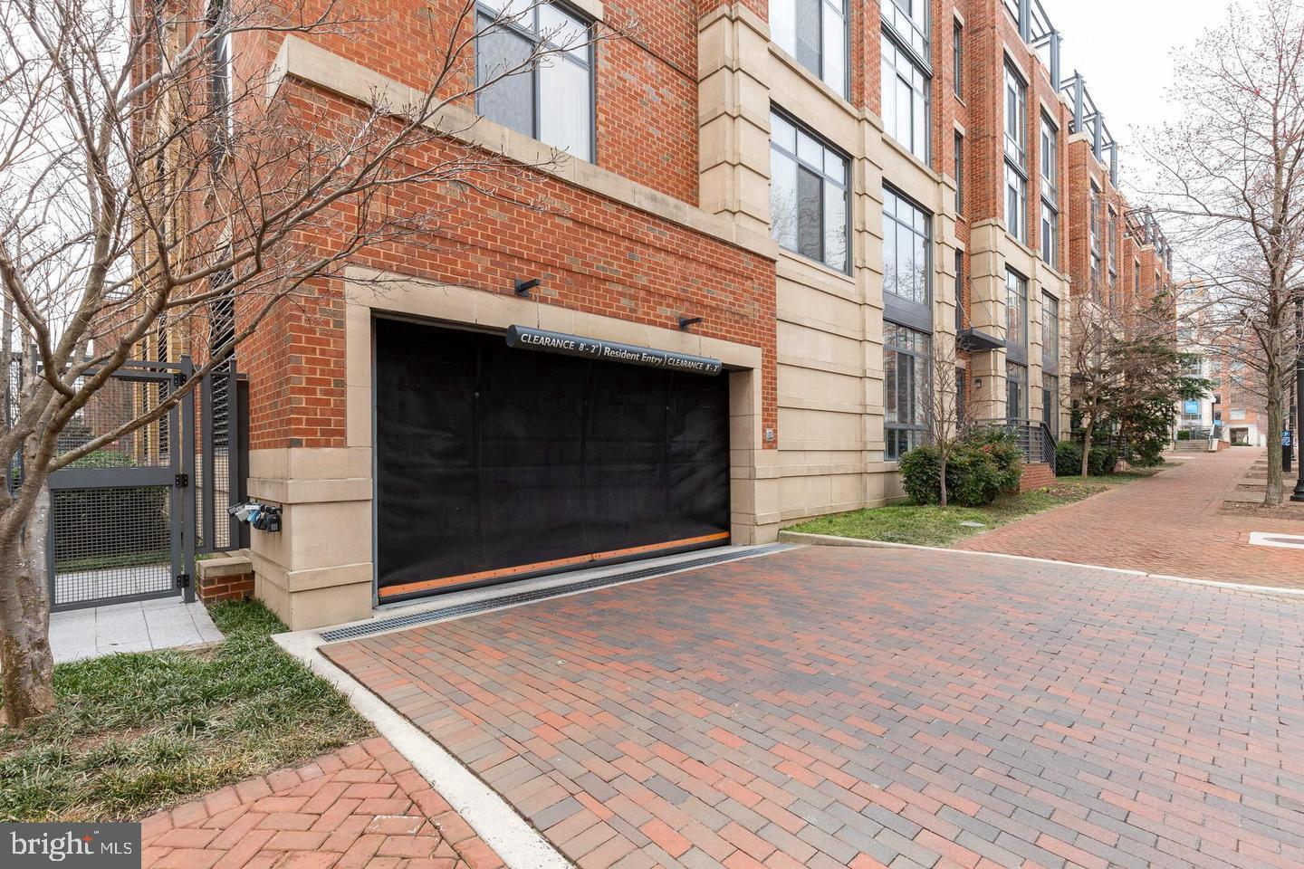 520 John Carlyle St #232 Property Photo 23