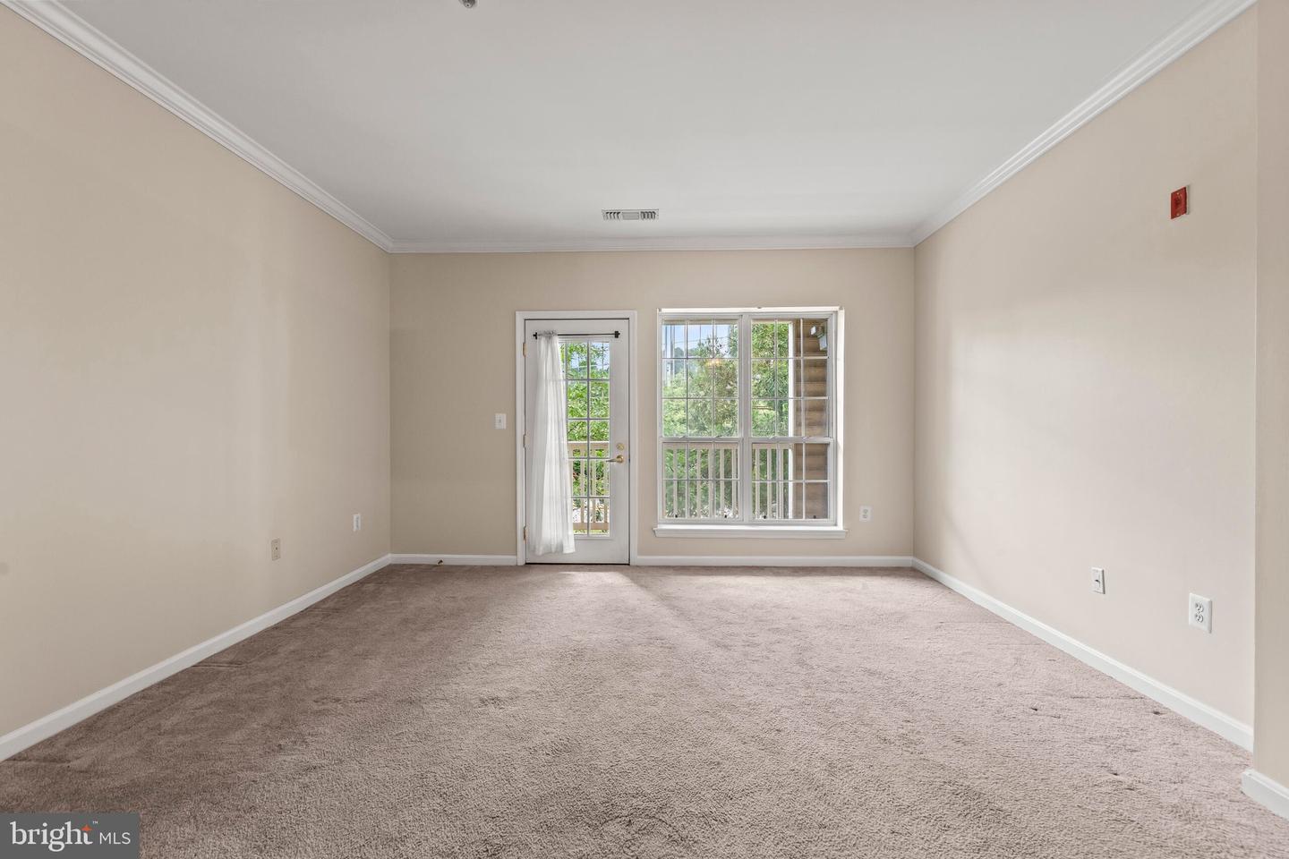4551 Strutfield Ln #4125 Property Photo 3