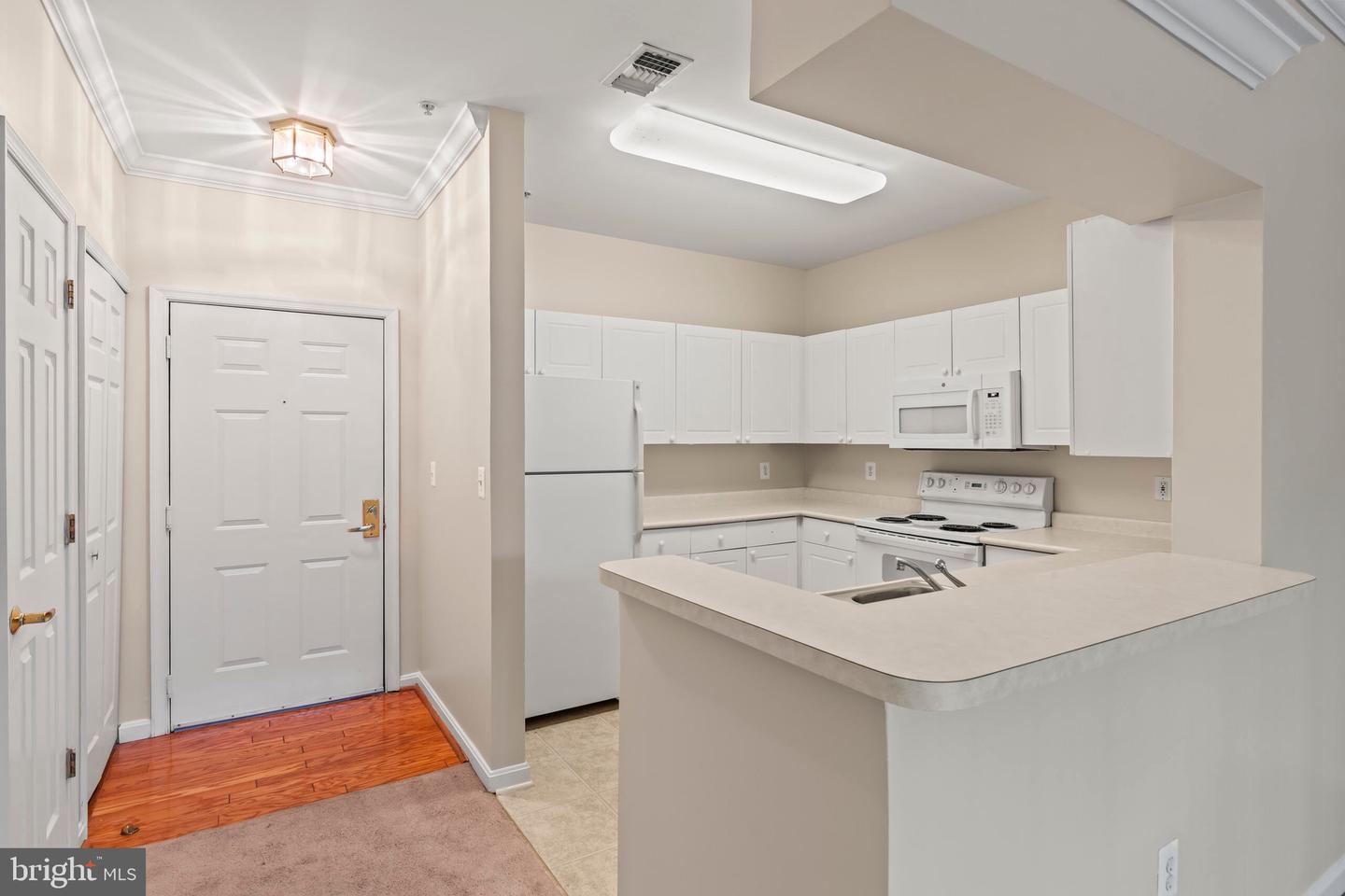 4551 Strutfield Ln #4125 Property Photo 7