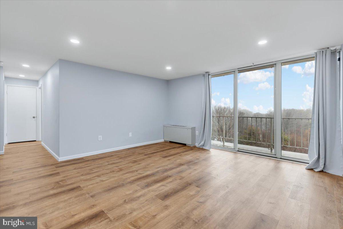 4520 King St #601 Property Photo 19