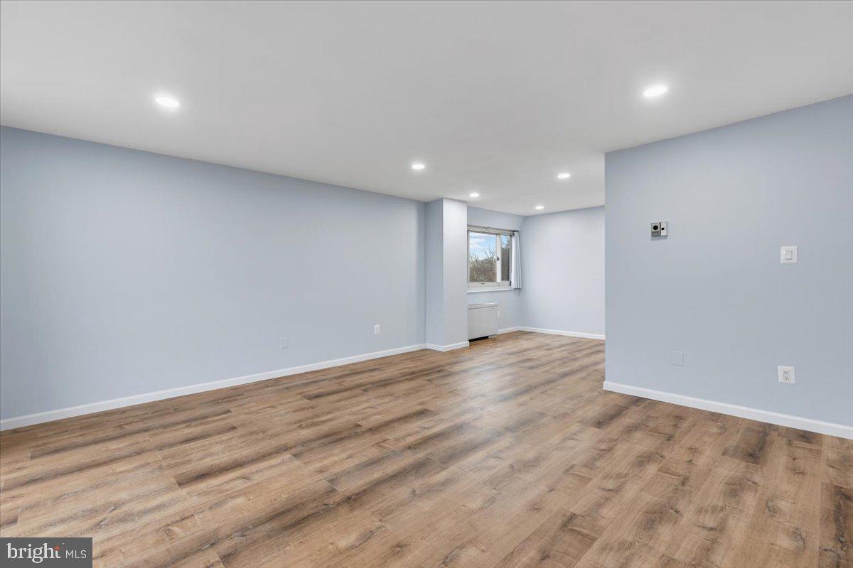 4520 King St #601 Property Photo 23