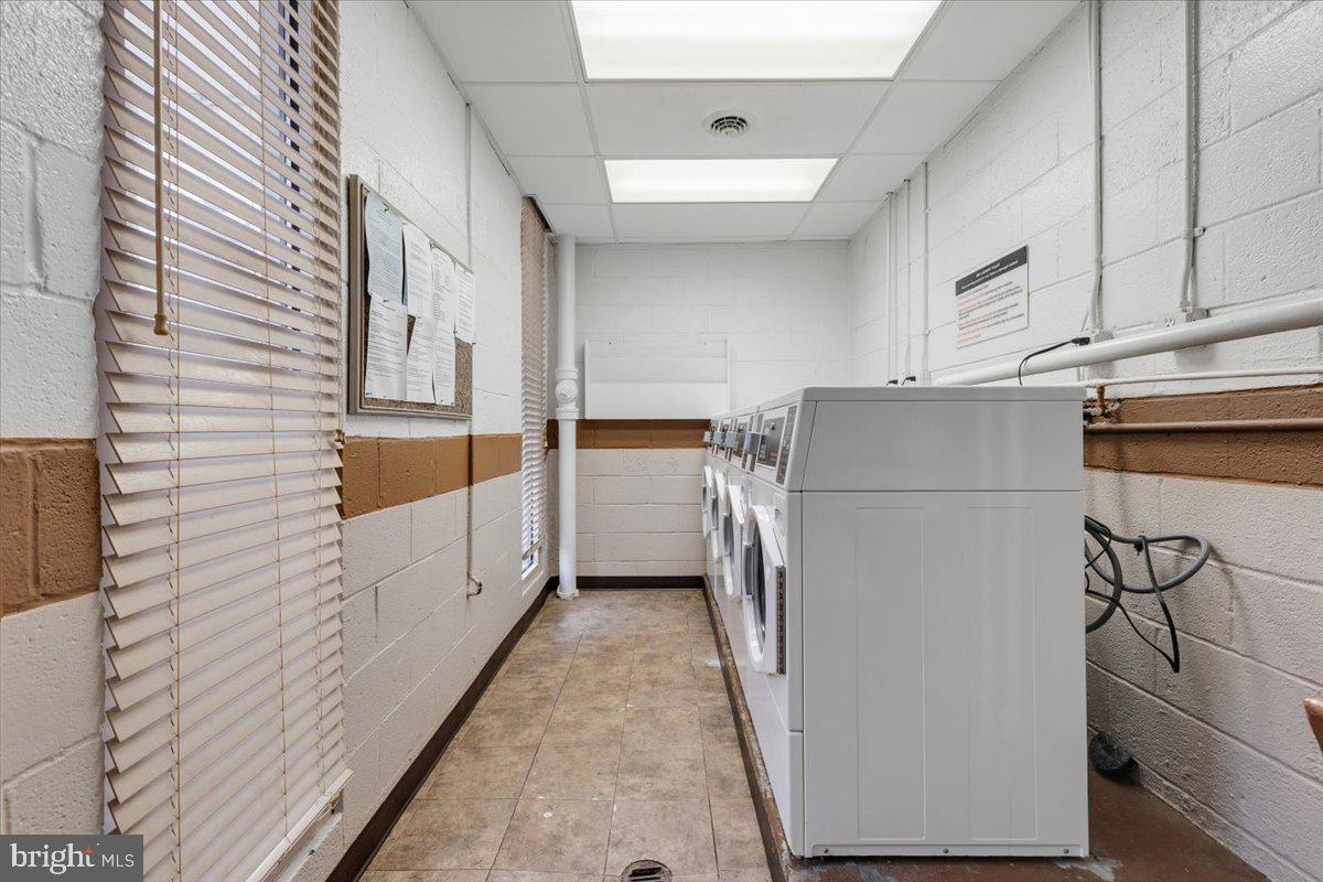 4520 King St #601 Property Photo 34