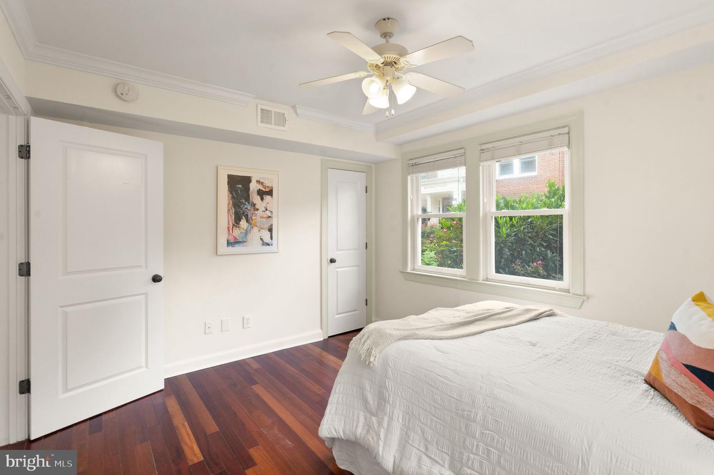 718 S Washington St #101 Property Photo 41
