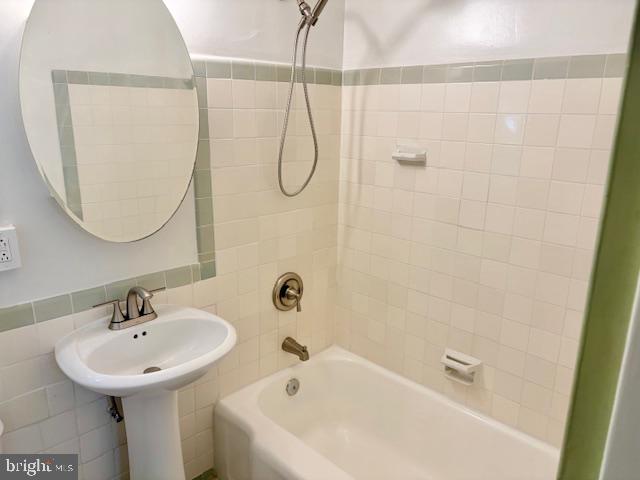 1244 Martha Custis Dr Property Photo 17