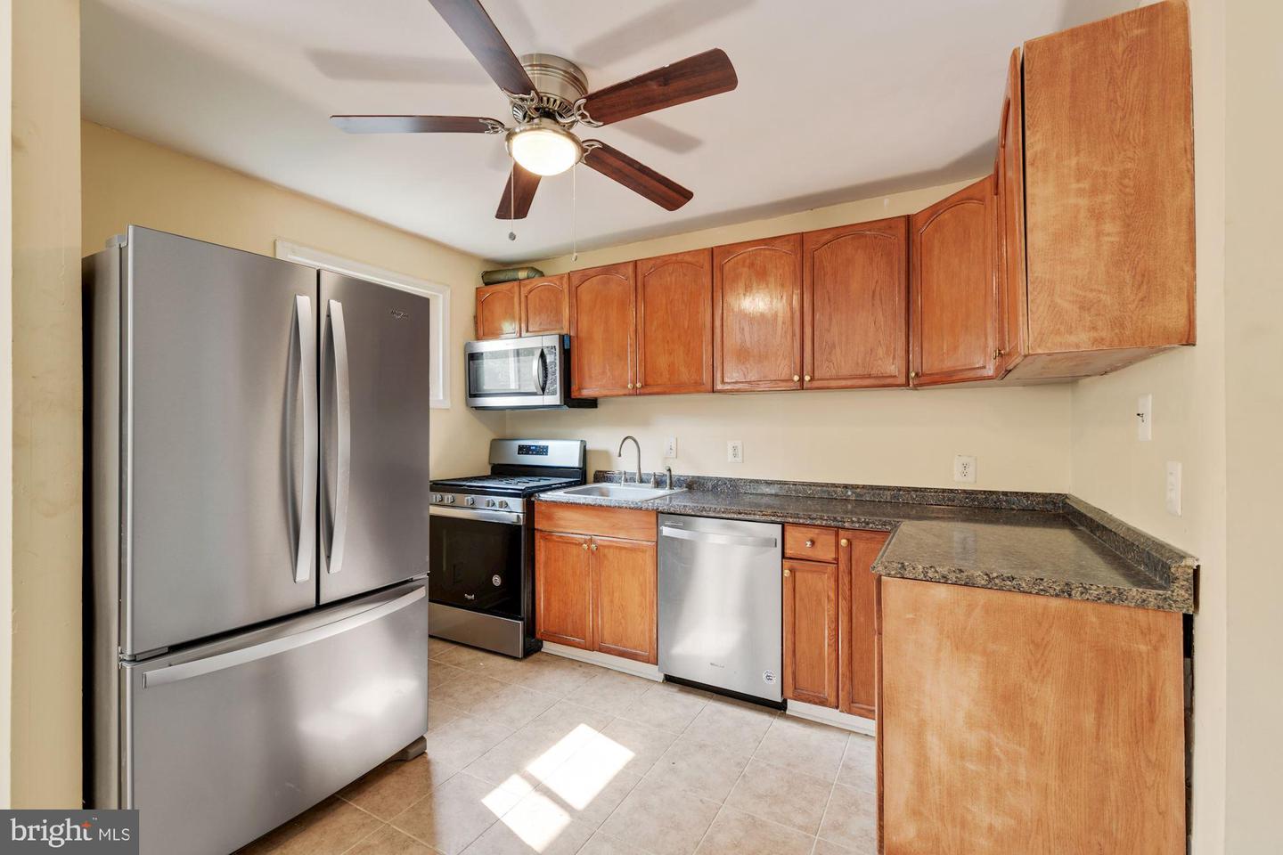 109 E Reed Ave #1/2 Property Photo 15
